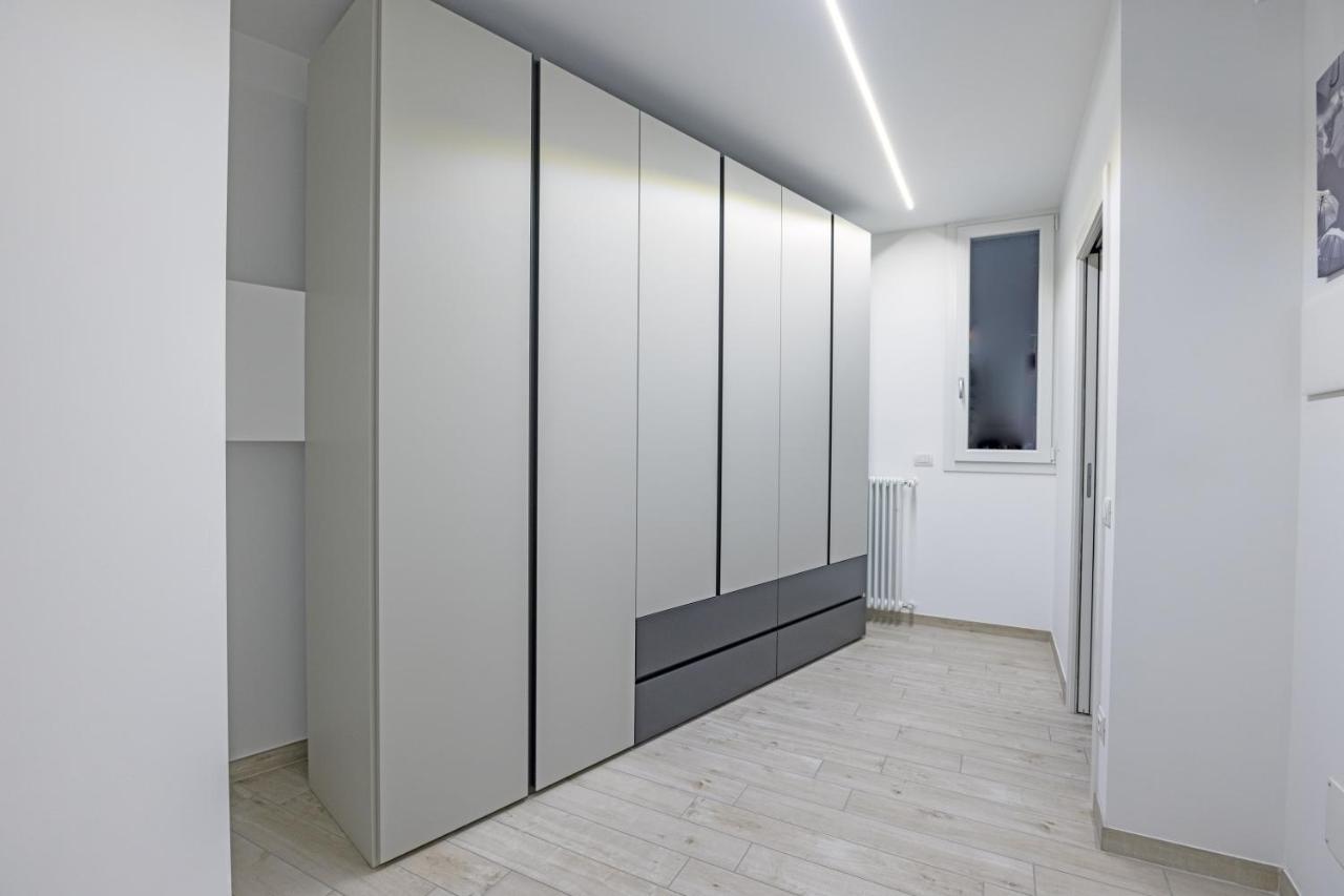 Апартаменти Loft La Sedia Rossa - Centro Storico Мілан Екстер'єр фото