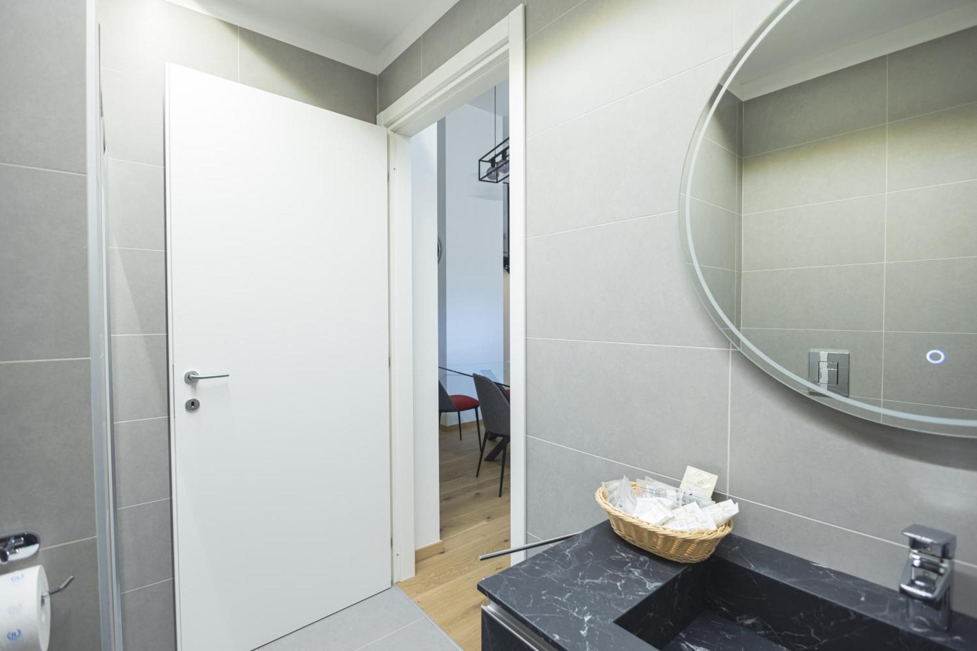 Апартаменти Loft La Sedia Rossa - Centro Storico Мілан Екстер'єр фото